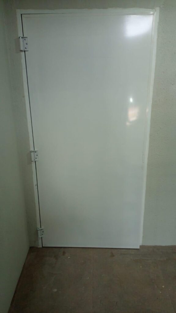 porta corta fogo branca dupla